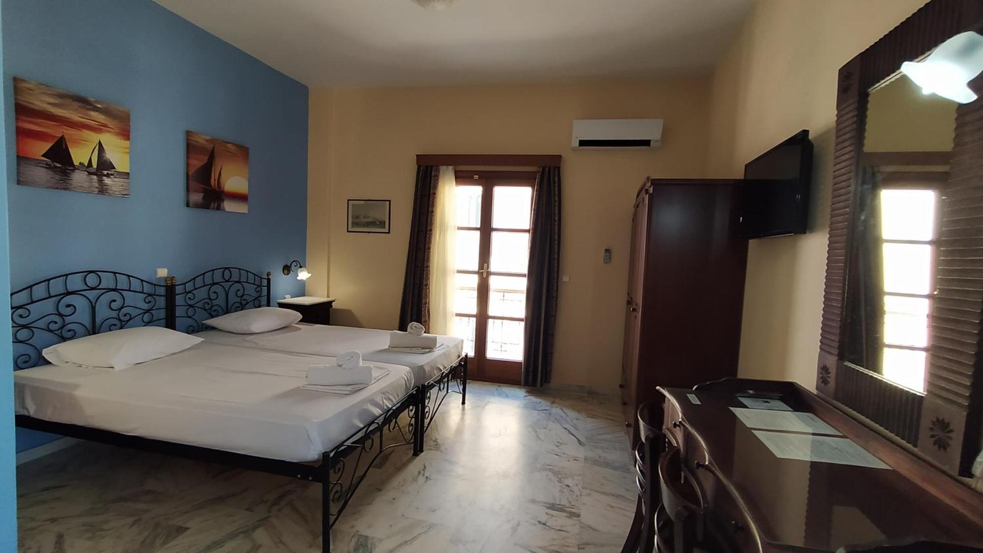 Vaporia Apartment Ermoupoli Ngoại thất bức ảnh