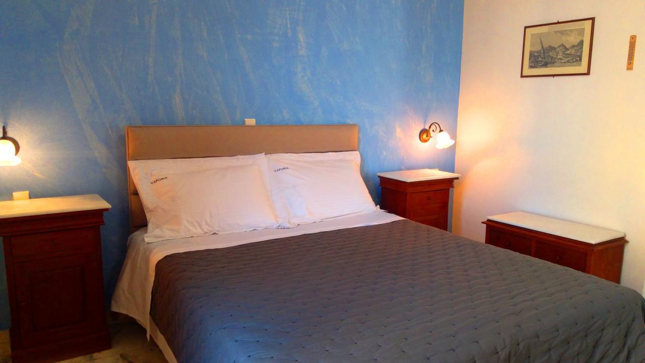 Vaporia Apartment Ermoupoli Ngoại thất bức ảnh